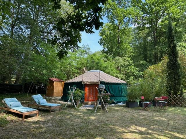 Gites Du Bois Des Perruches Saint-Vincent-des-Bois Екстериор снимка