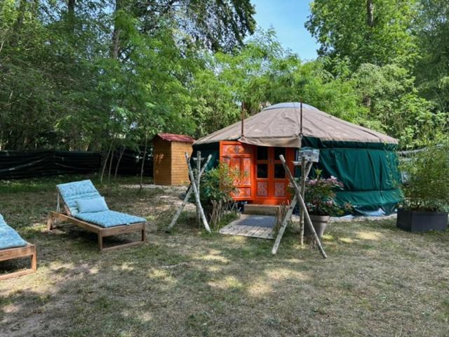 Gites Du Bois Des Perruches Saint-Vincent-des-Bois Екстериор снимка